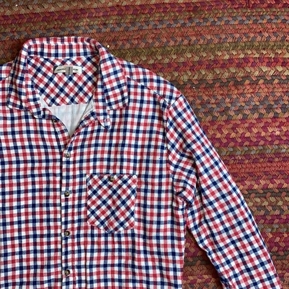 BLUE & RED GINGHAM PLAID PREPPY BUTTON DOWN